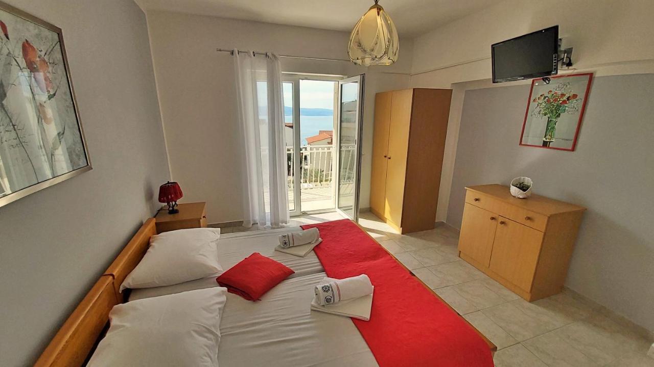 Apartments Mandalinic Omiš Eksteriør billede