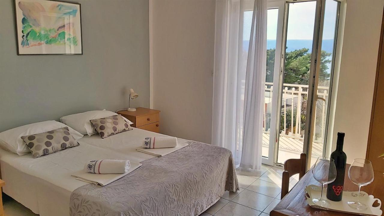 Apartments Mandalinic Omiš Eksteriør billede