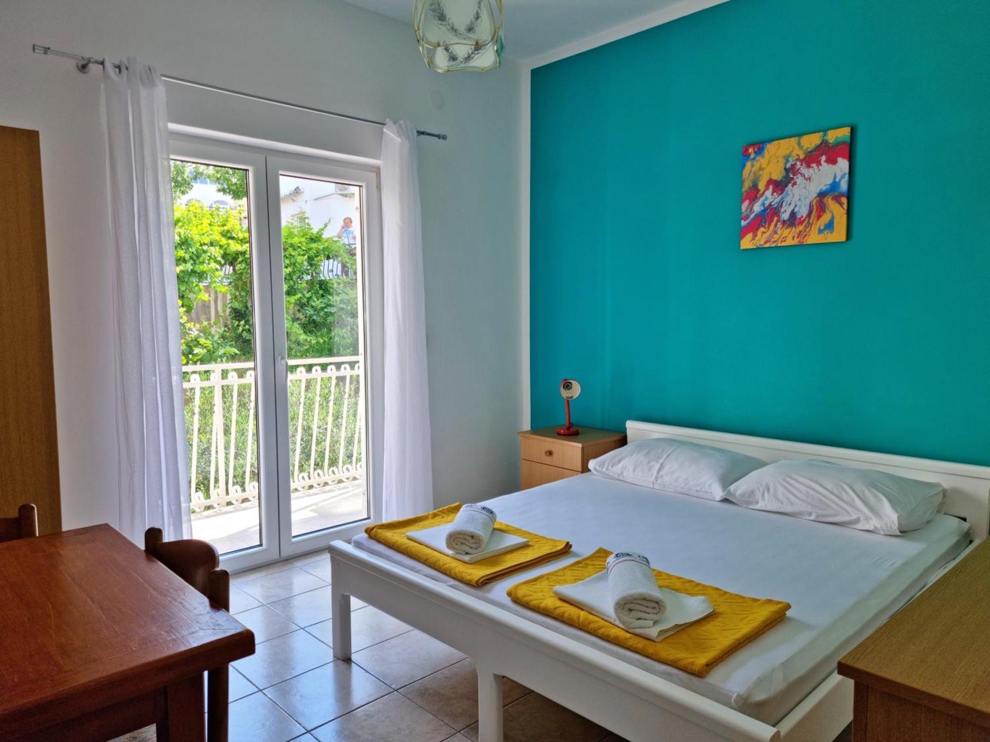 Apartments Mandalinic Omiš Eksteriør billede